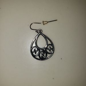 ISO James Avery Gentle Wave earrings